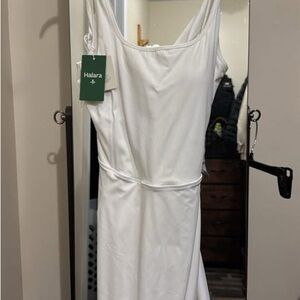 HALARA Backless White Dress